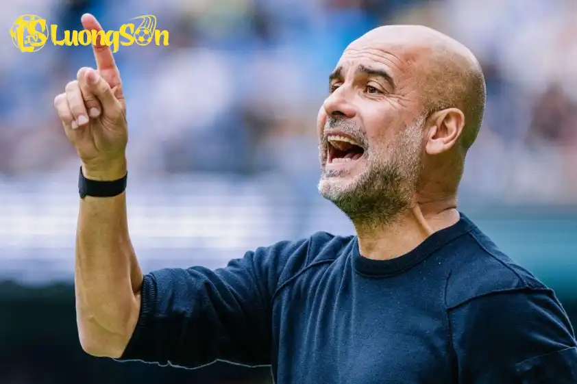Pep Guardiola lên tiếng về vấn đề thủ môn tại Man City