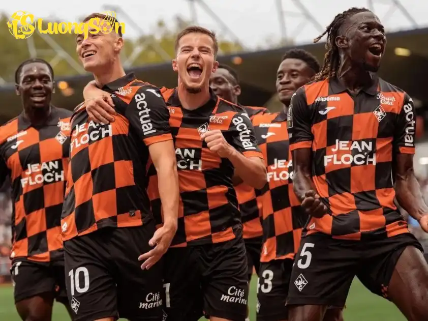 Lorient vừa có thắng lợi ấn tượng trước Monaco ở vòng gần nhất